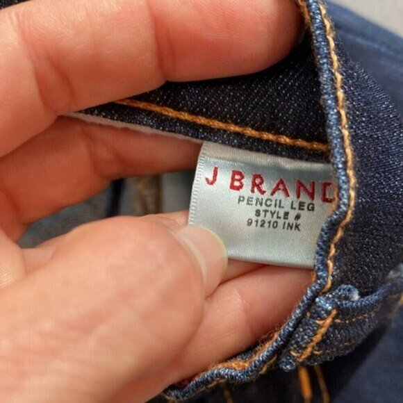 J Brand Jeans Pencil leg Skinny Jeans size 24 - Picture 13 of 14